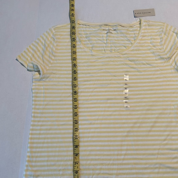 Ann Taylor women’s White/Yellow Stripes NWT XL - Picture 3 of 4